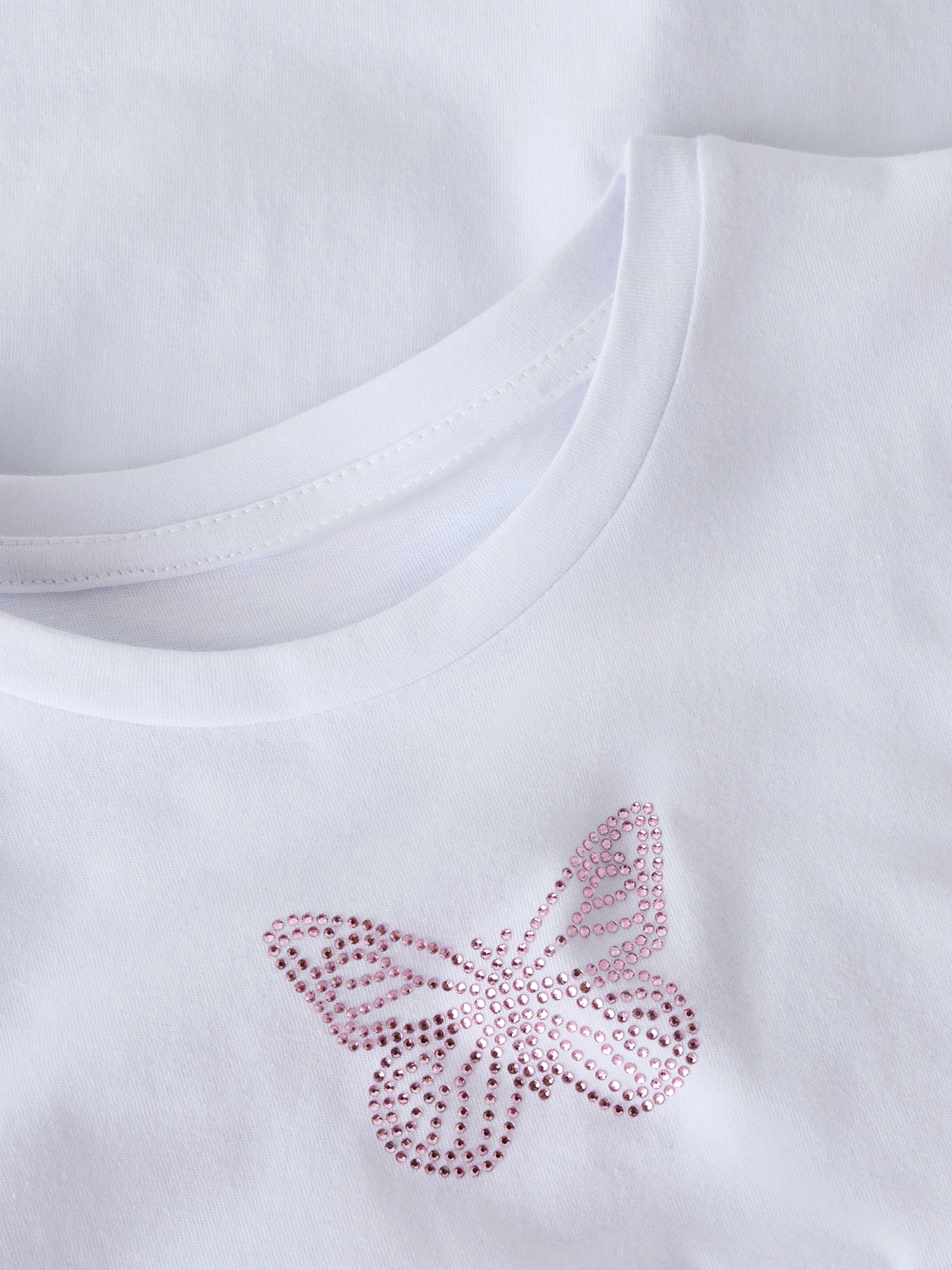 model_shot-front_full